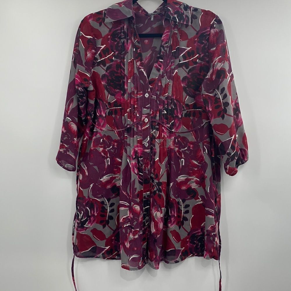 3For$20 Daisy Fuentes Floral Burgundy Tunic Size: L